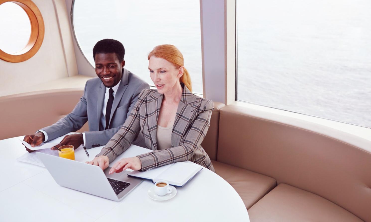 Análisis de datos y métricas de búsqueda en pantalla